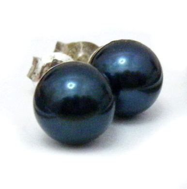 Black 7mm Round Pearl Stud Earrings